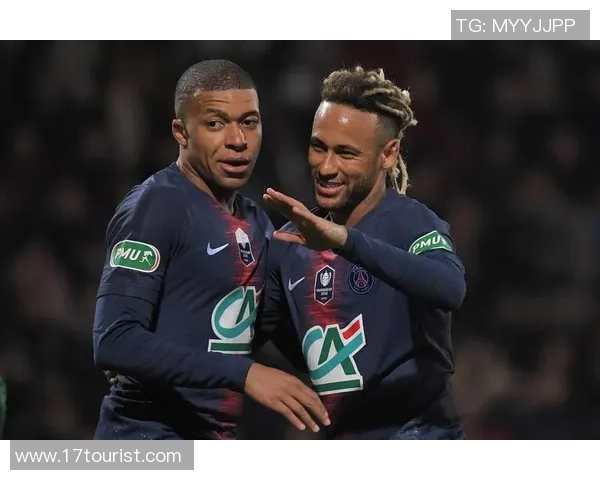 贾姓足球球星盘点及其在世界足坛的影响力与成就分析